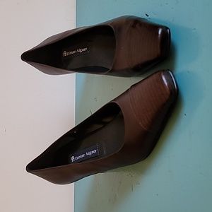 Etienne Aigner Heels